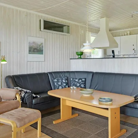 Three-bedroom Holiday In 97 Сasa de vacaciones *